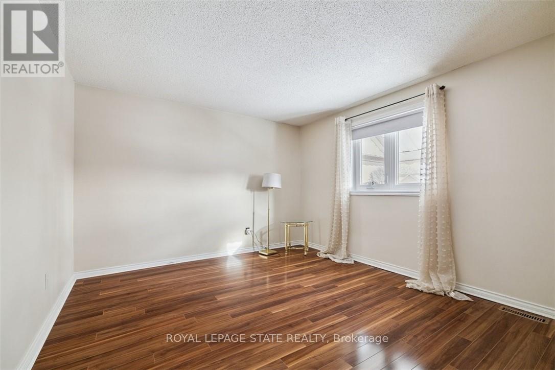 10 Finch Place, Hamilton, Ontario  L9A 5C3 - Photo 17 - X12604026