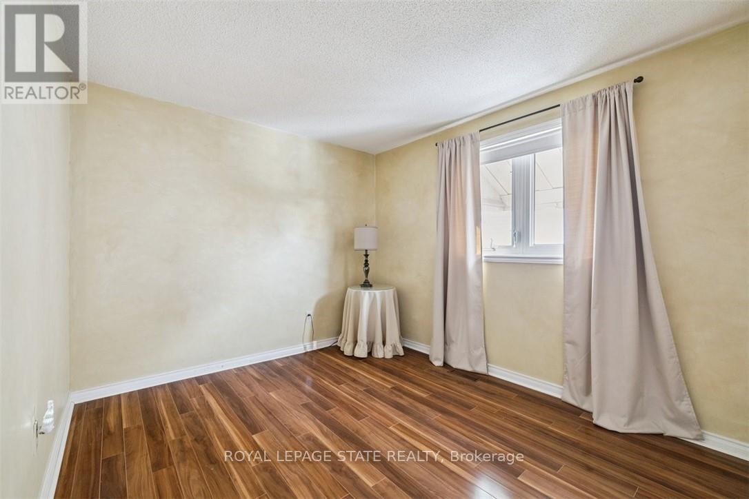 10 Finch Place, Hamilton, Ontario  L9A 5C3 - Photo 19 - X12604026