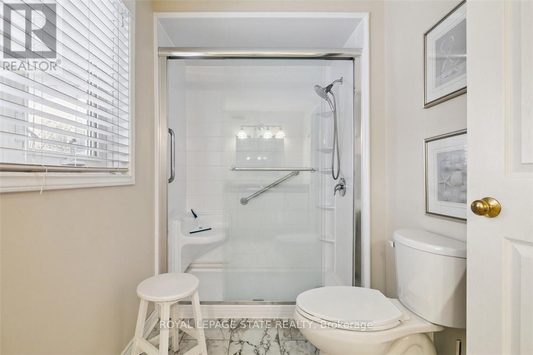 10 Finch Place, Hamilton, Ontario  L9A 5C3 - Photo 22 - X12604026