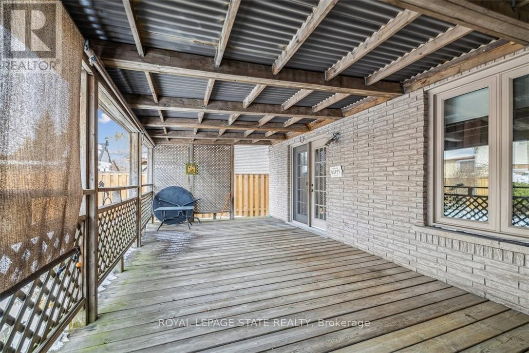 10 Finch Place, Hamilton, Ontario  L9A 5C3 - Photo 34 - X12604026