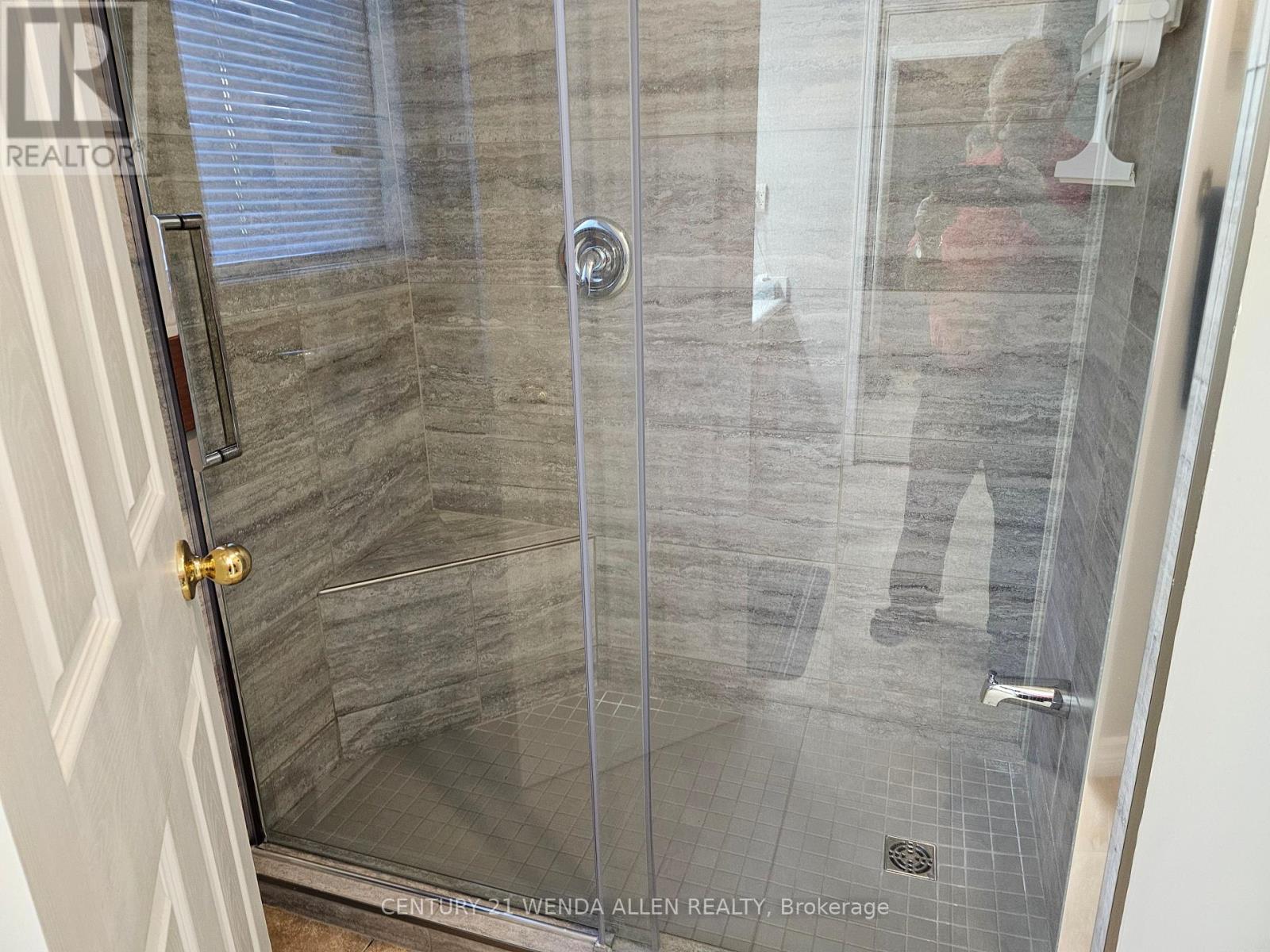 55 Penetangore Row S, Huron-Kinloss, Ontario  N2Z 2L8 - Photo 23 - X12604084