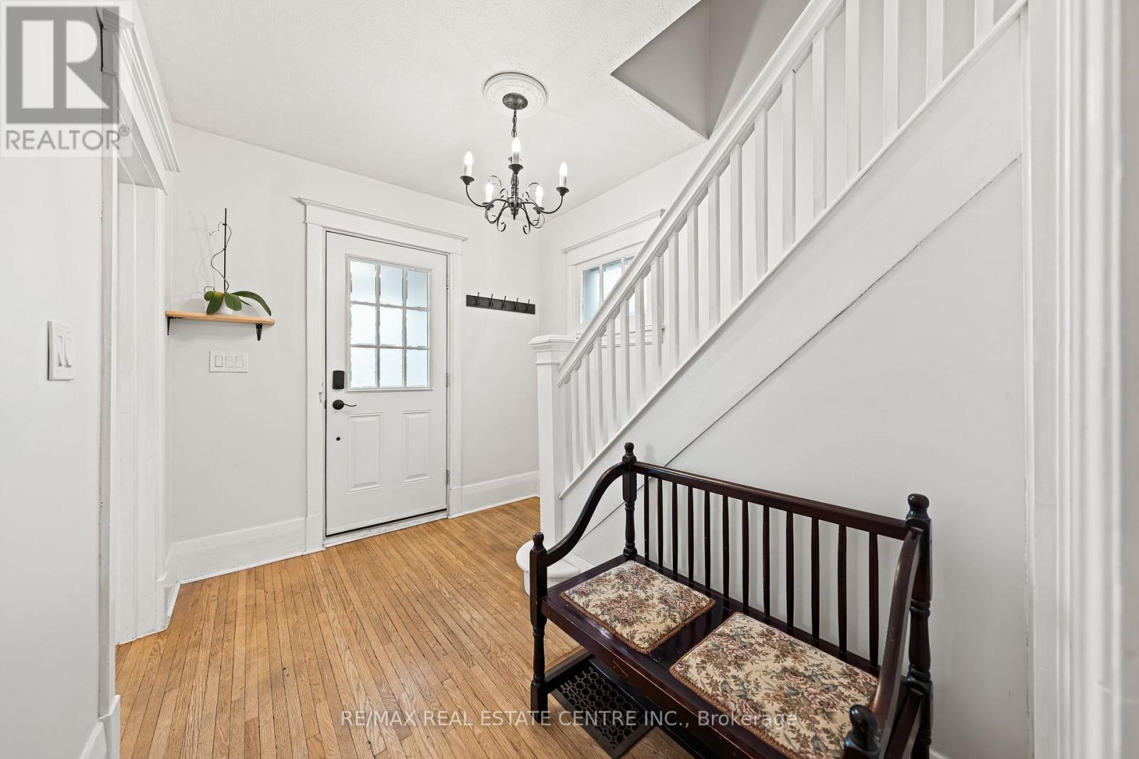 10 Speedvale Avenue W, Guelph, Ontario  N1H 1J4 - Photo 10 - X12604098