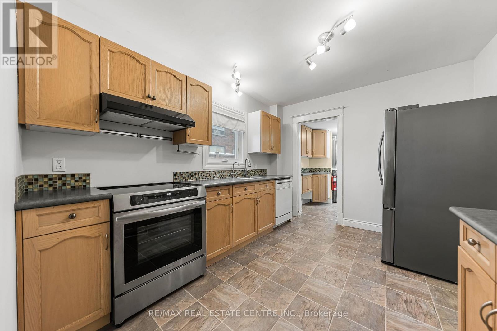 10 Speedvale Avenue W, Guelph, Ontario  N1H 1J4 - Photo 20 - X12604098