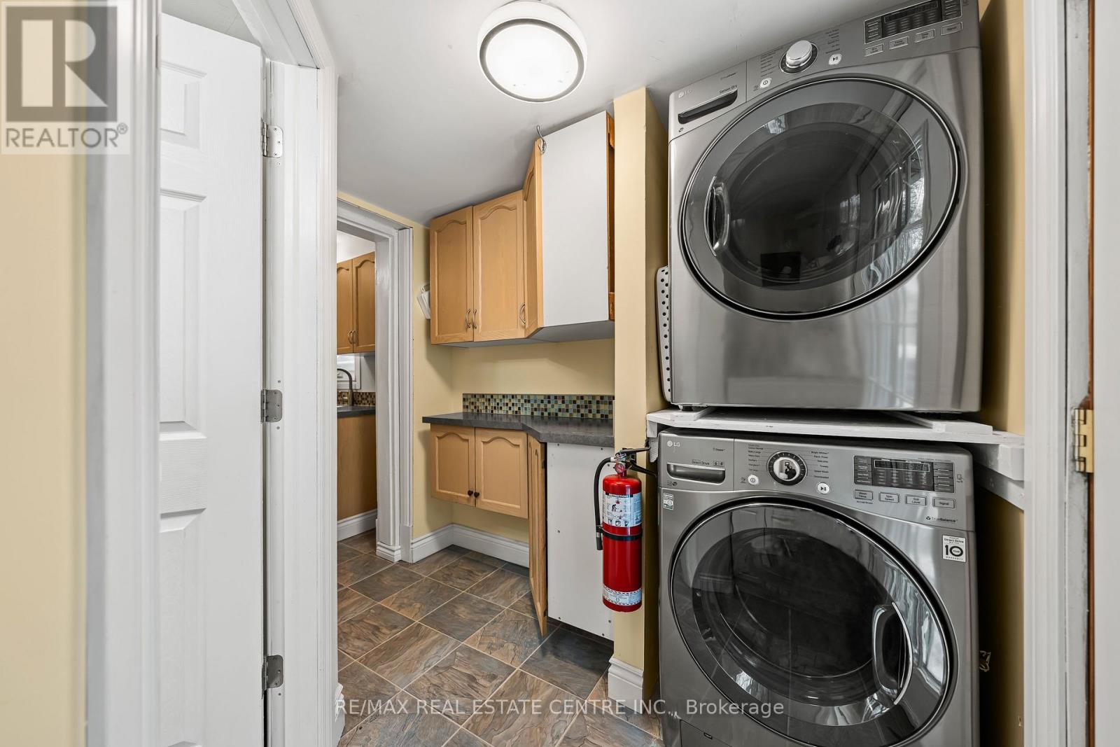 10 Speedvale Avenue W, Guelph, Ontario  N1H 1J4 - Photo 27 - X12604098