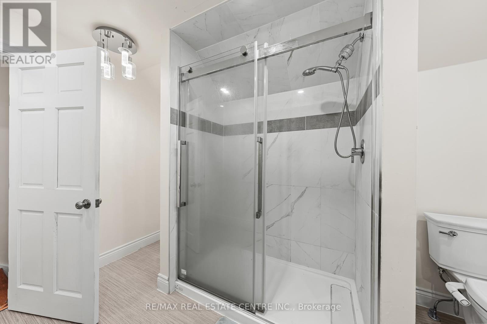 10 Speedvale Avenue W, Guelph, Ontario  N1H 1J4 - Photo 38 - X12604098