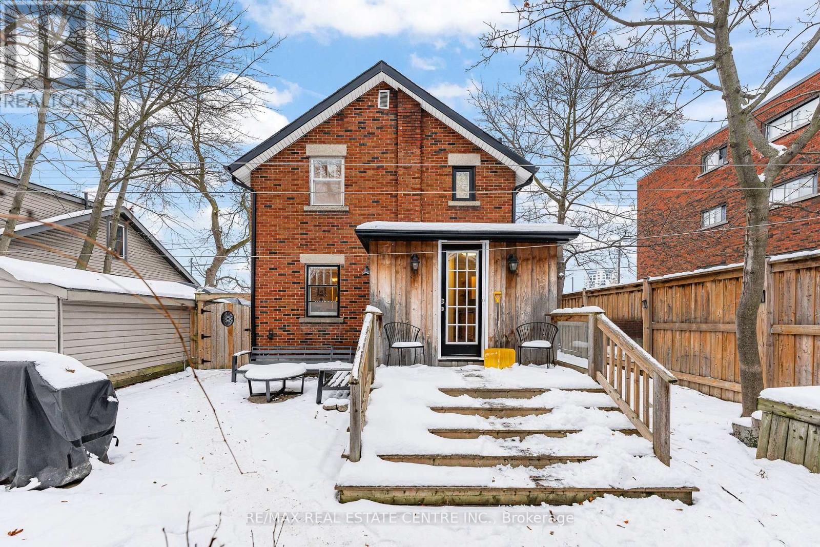 10 Speedvale Avenue W, Guelph, Ontario  N1H 1J4 - Photo 41 - X12604098