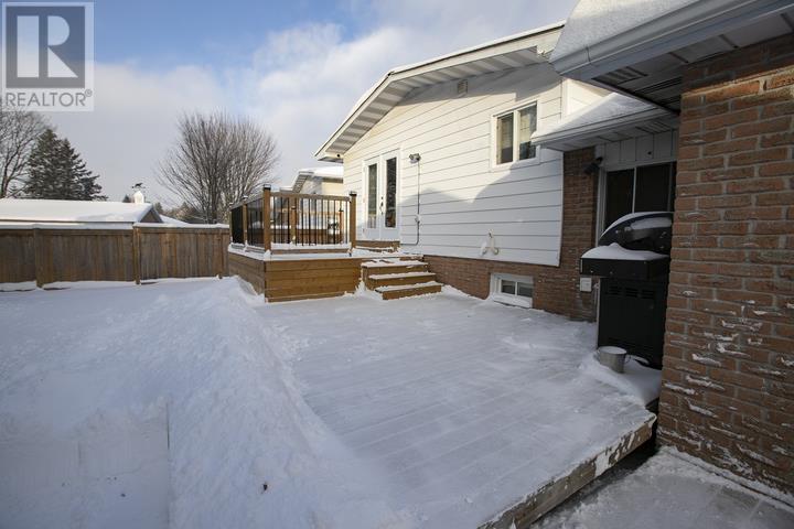 41 Woodhurst Dr, Sault Ste. Marie, Ontario  P6C 5Z5 - Photo 7 - SM253415