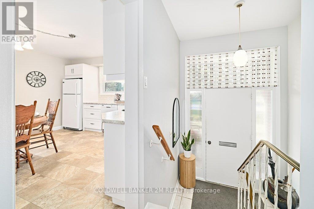 657 Balmoral Drive, Oshawa, Ontario  L1J 3A6 - Photo 6 - E12604226