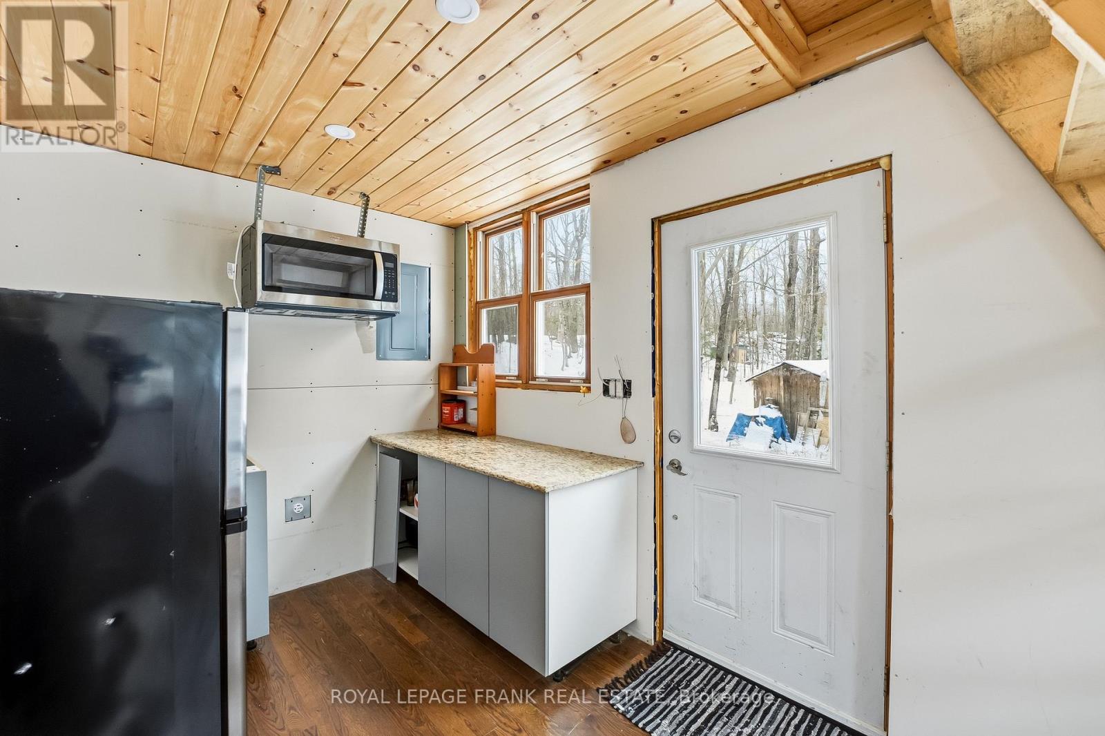 337 Kennedy Drive, Trent Lakes, Ontario  K0M 1A0 - Photo 20 - X12604140