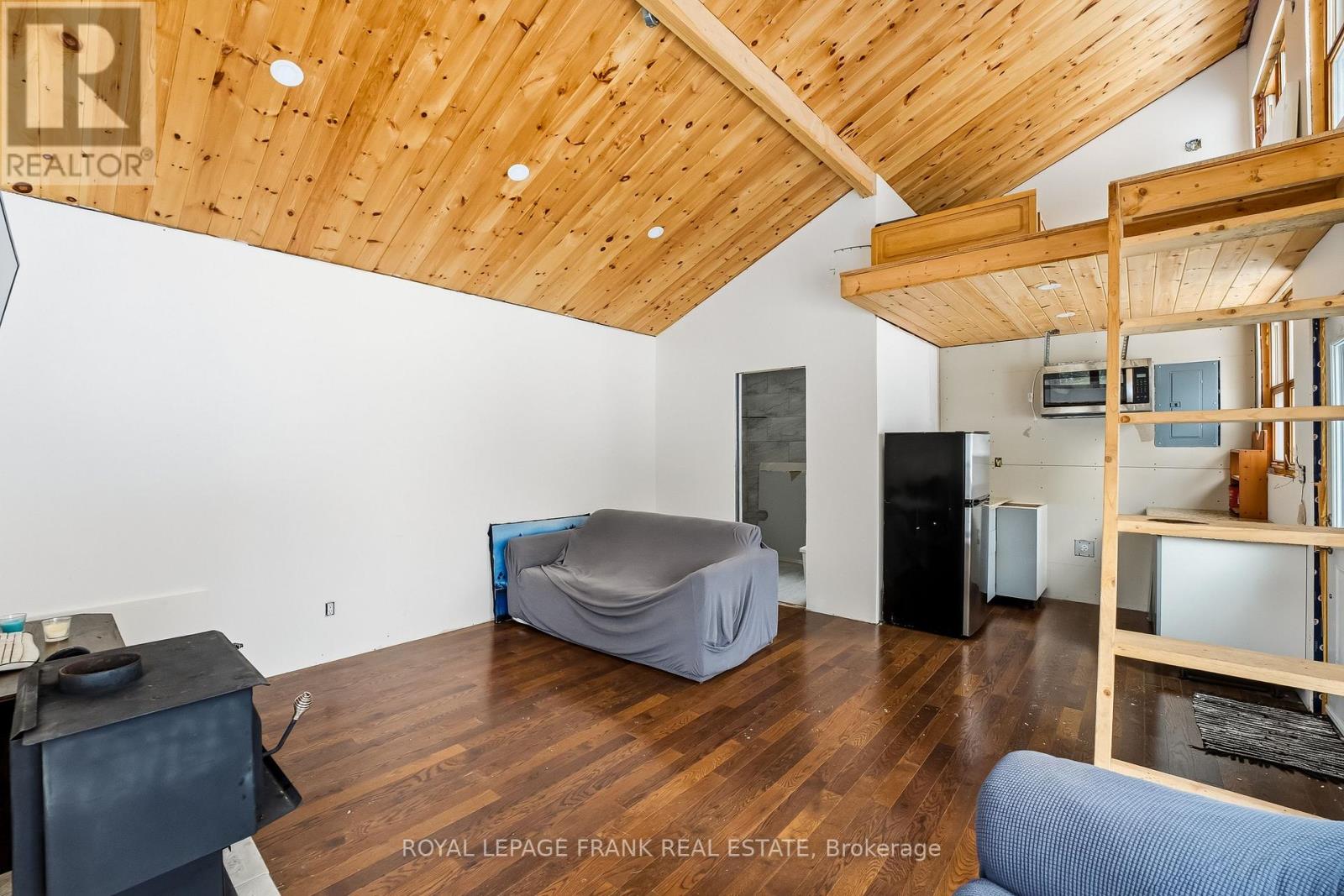 337 Kennedy Drive, Trent Lakes, Ontario  K0M 1A0 - Photo 24 - X12604140