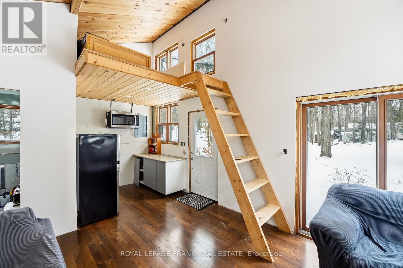 337 Kennedy Drive, Trent Lakes, Ontario  K0M 1A0 - Photo 32 - X12604140