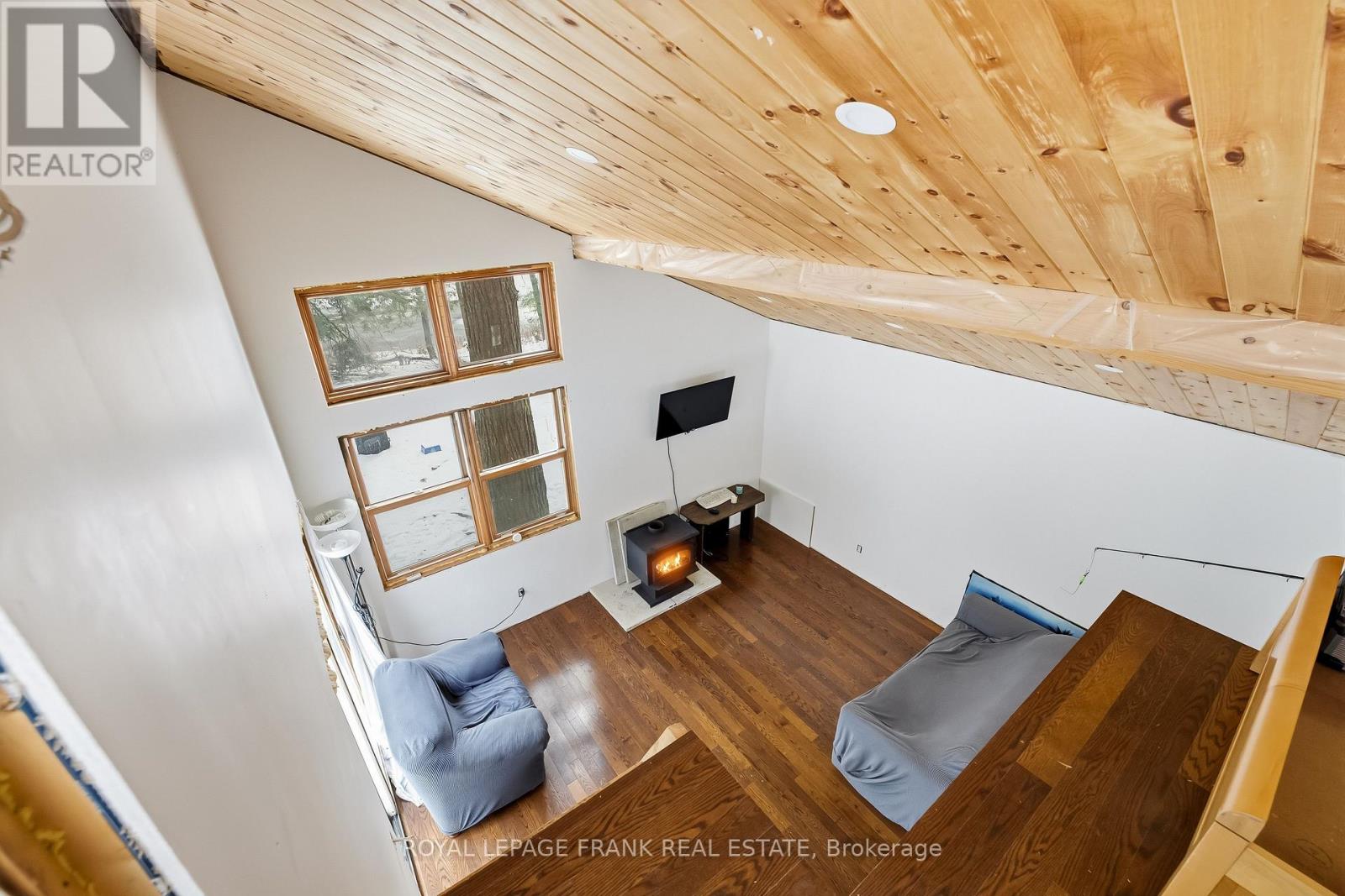 337 Kennedy Drive, Trent Lakes, Ontario  K0M 1A0 - Photo 33 - X12604140