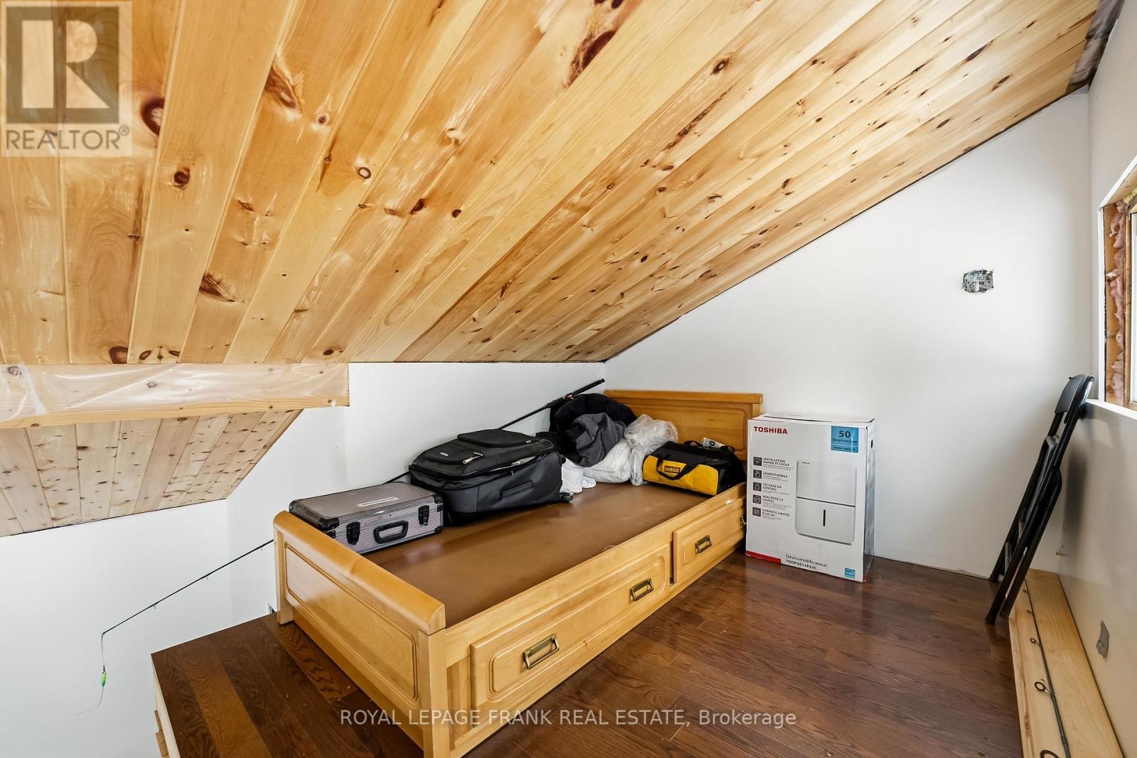 337 Kennedy Drive, Trent Lakes, Ontario  K0M 1A0 - Photo 34 - X12604140