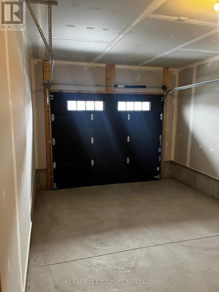 1405 Demers Avenue, Kingston, Ontario  K7M 0H8 - Photo 42 - X12604254