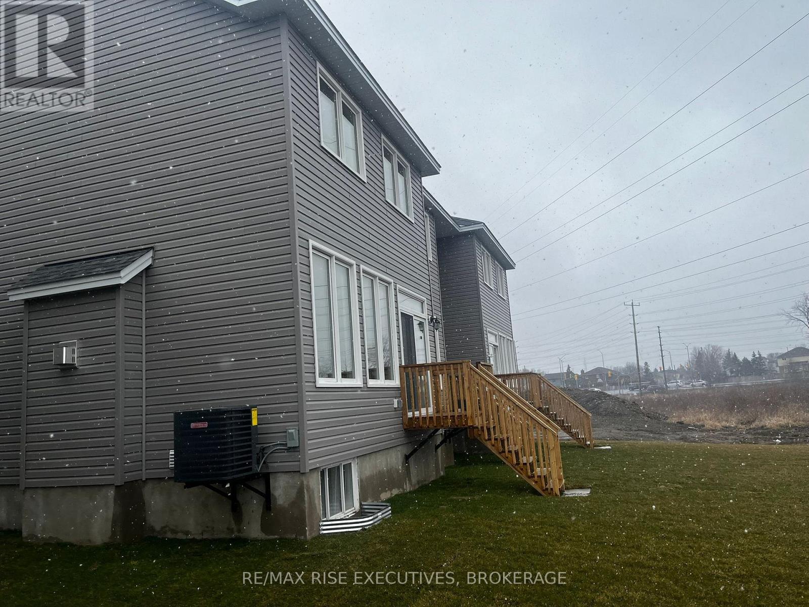 1405 Demers Avenue, Kingston, Ontario  K7M 0H8 - Photo 44 - X12604254