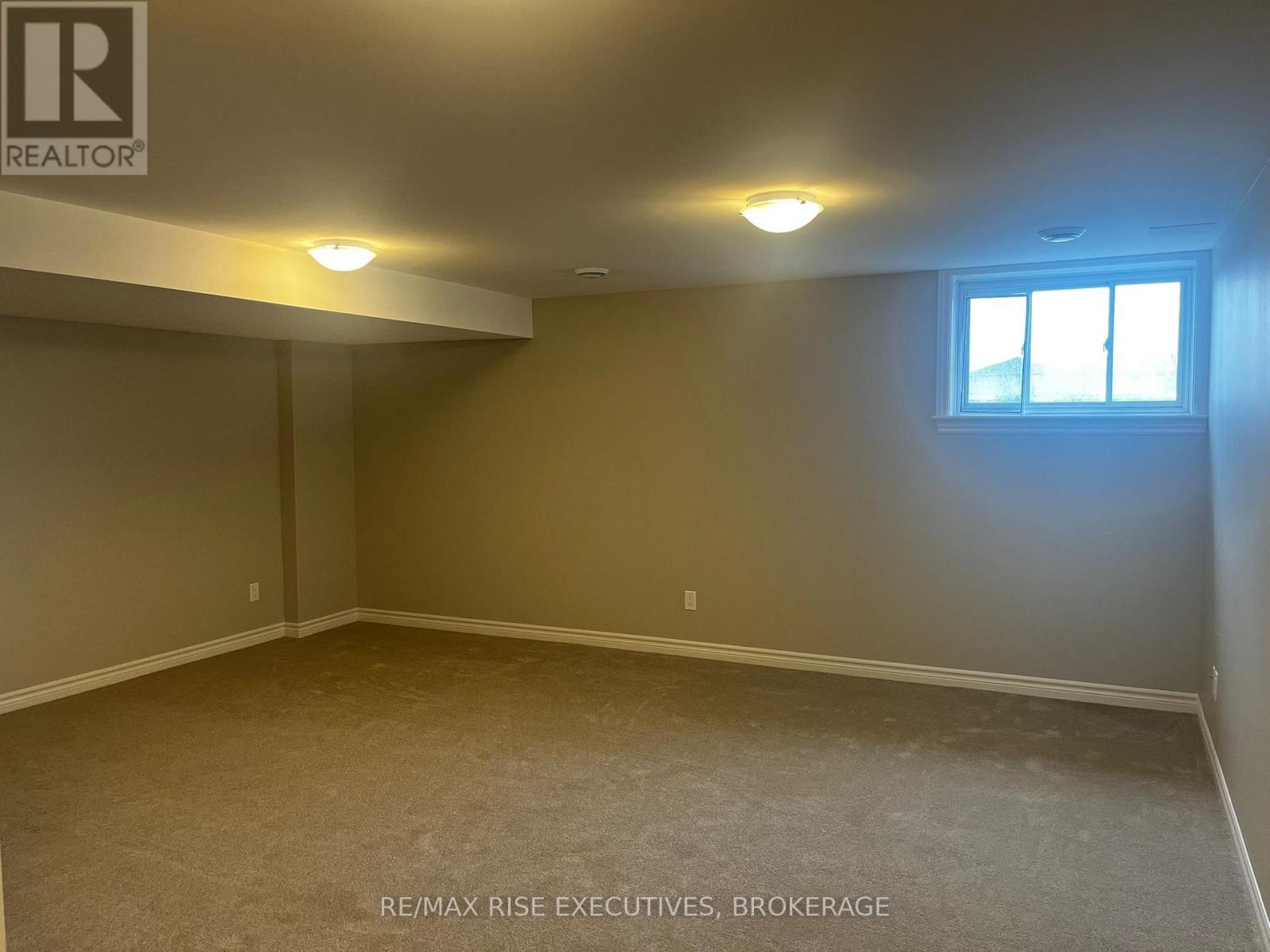 1405 Demers Avenue, Kingston, Ontario  K7M 0H8 - Photo 7 - X12604254