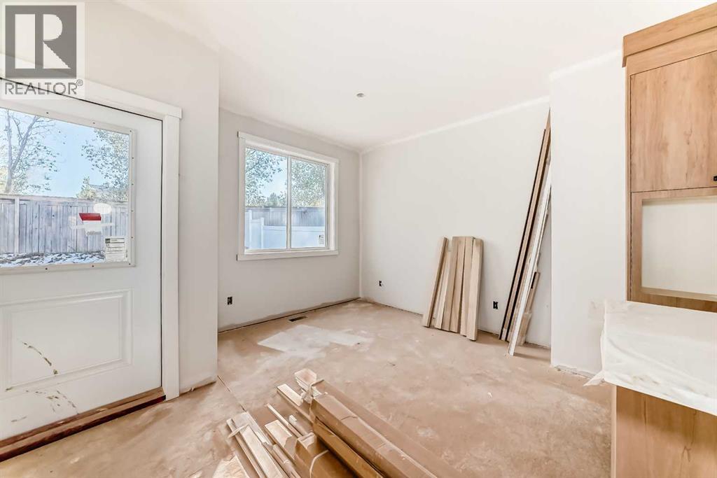 5821 Maple Cres, Innisfail, Alberta  T4G 0A9 - Photo 6 - A2265678