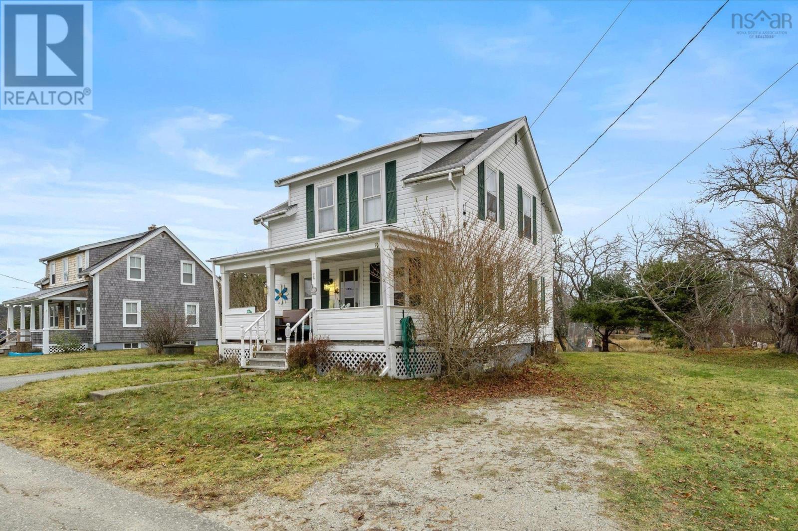6 Ryers Lane, Shelburne, Nova Scotia  B0T 1W0 - Photo 4 - 202529032