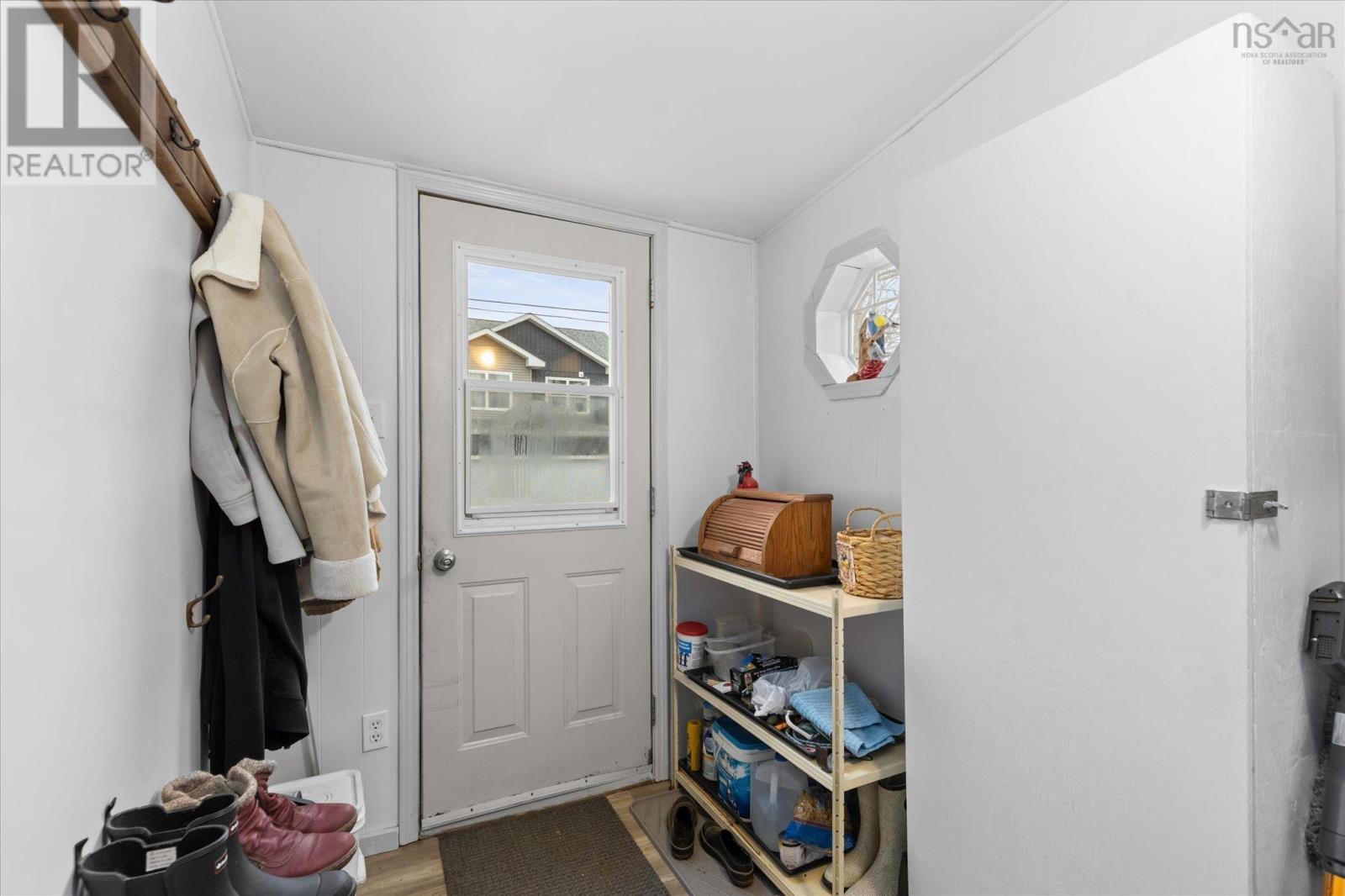 6 Ryers Lane, Shelburne, Nova Scotia  B0T 1W0 - Photo 7 - 202529032