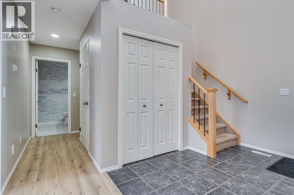 104 Cove Crescent, Chestermere, Alberta  T1X 5J1 - Photo 4 - A2272792