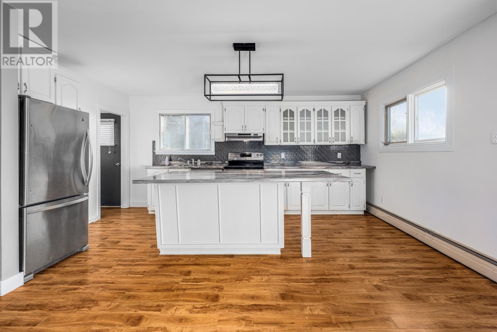 33 Second Street, Mount Pearl, Newfoundland & Labrador  A1N 1Y7 - Photo 6 - 1293115