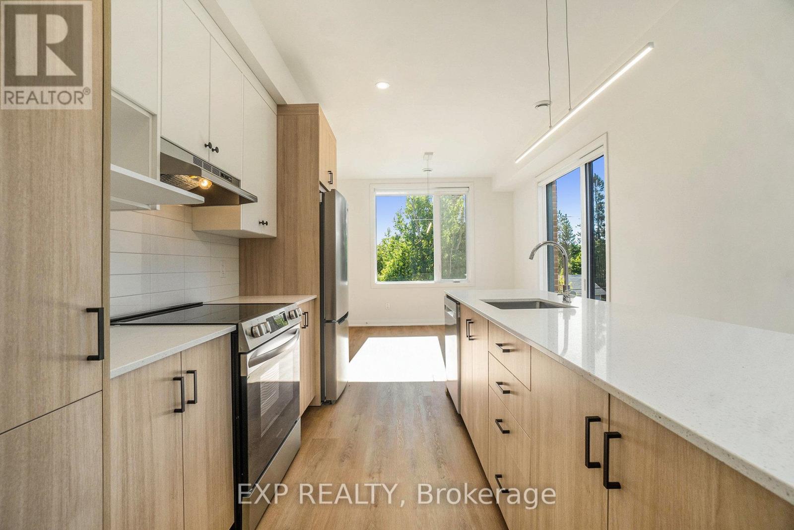 202 - 255 Castor Street, Russell, Ontario  K4R 0M2 - Photo 7 - X12604144