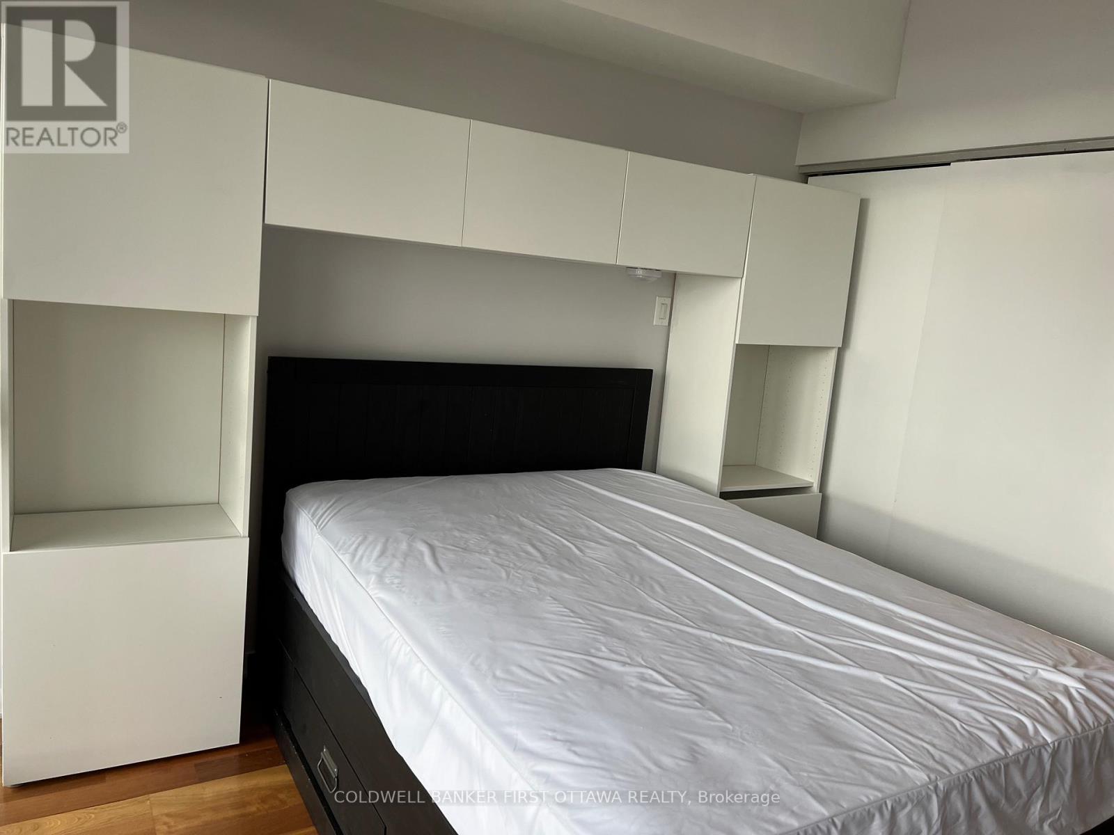 914 - 324 Laurier Avenue W, Ottawa, Ontario  K1P 0A4 - Photo 11 - X12604160