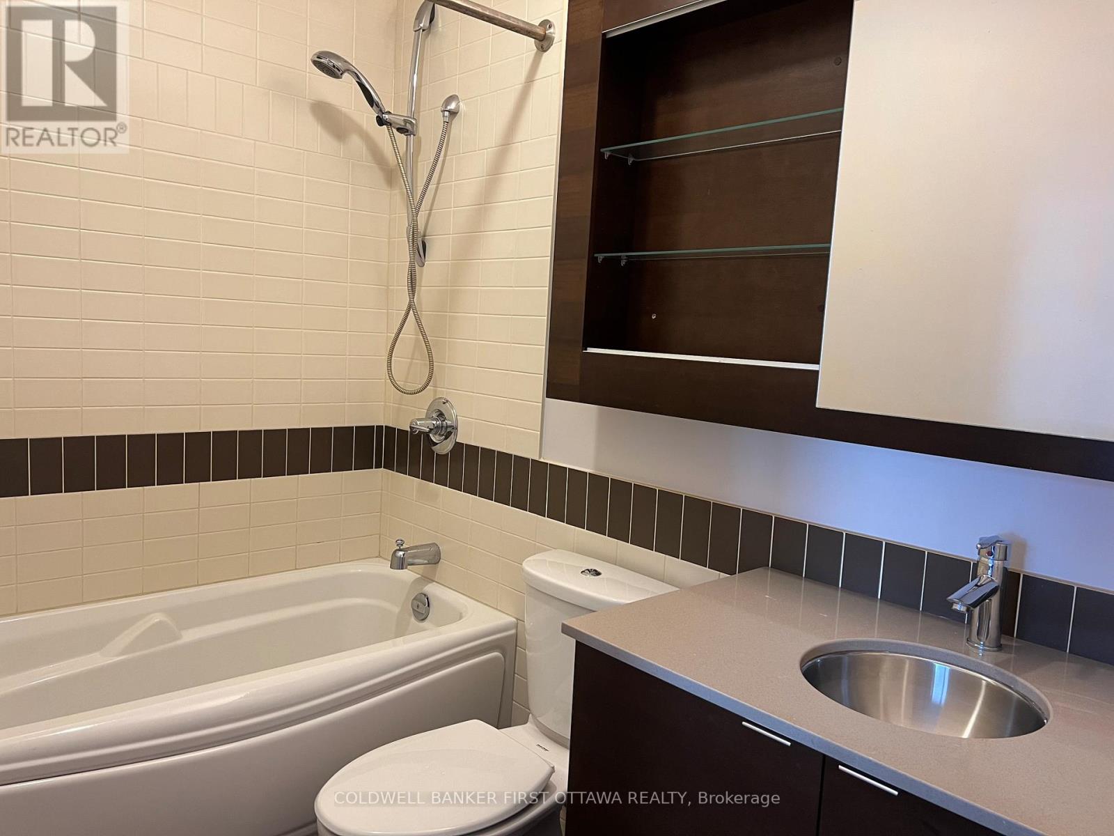 914 - 324 Laurier Avenue W, Ottawa, Ontario  K1P 0A4 - Photo 13 - X12604160