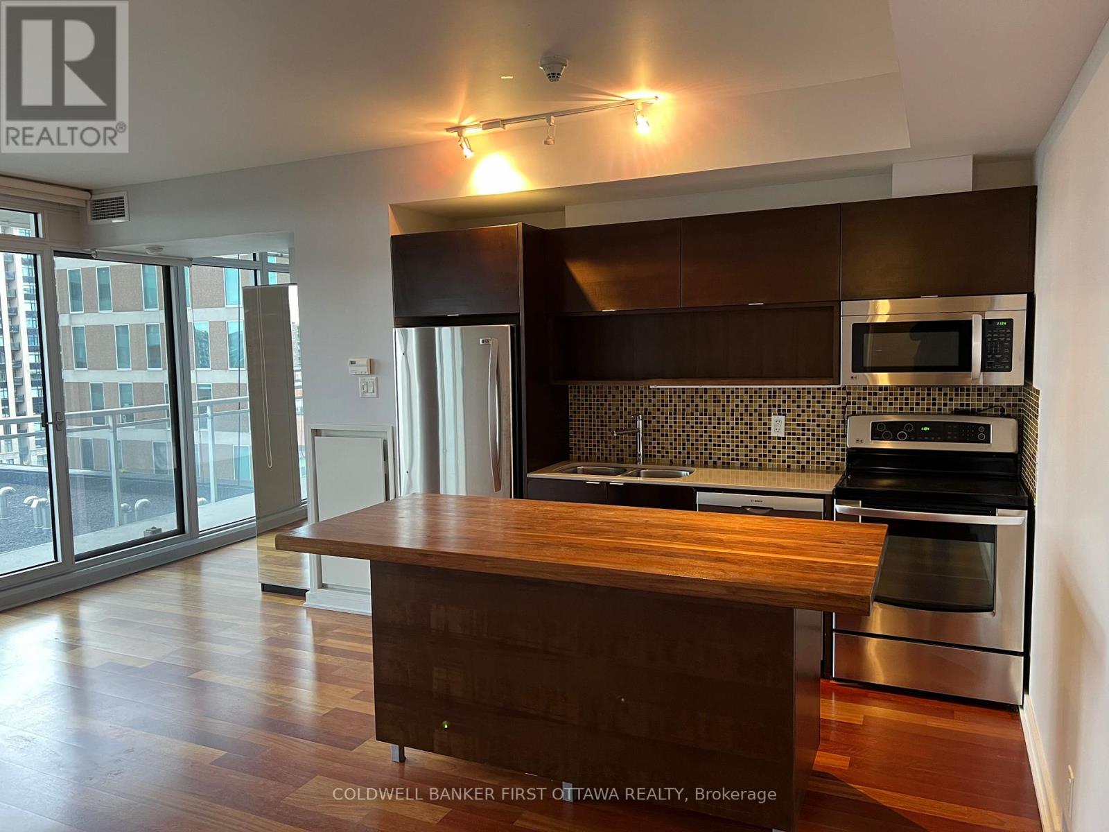 914 - 324 Laurier Avenue W, Ottawa, Ontario  K1P 0A4 - Photo 6 - X12604160