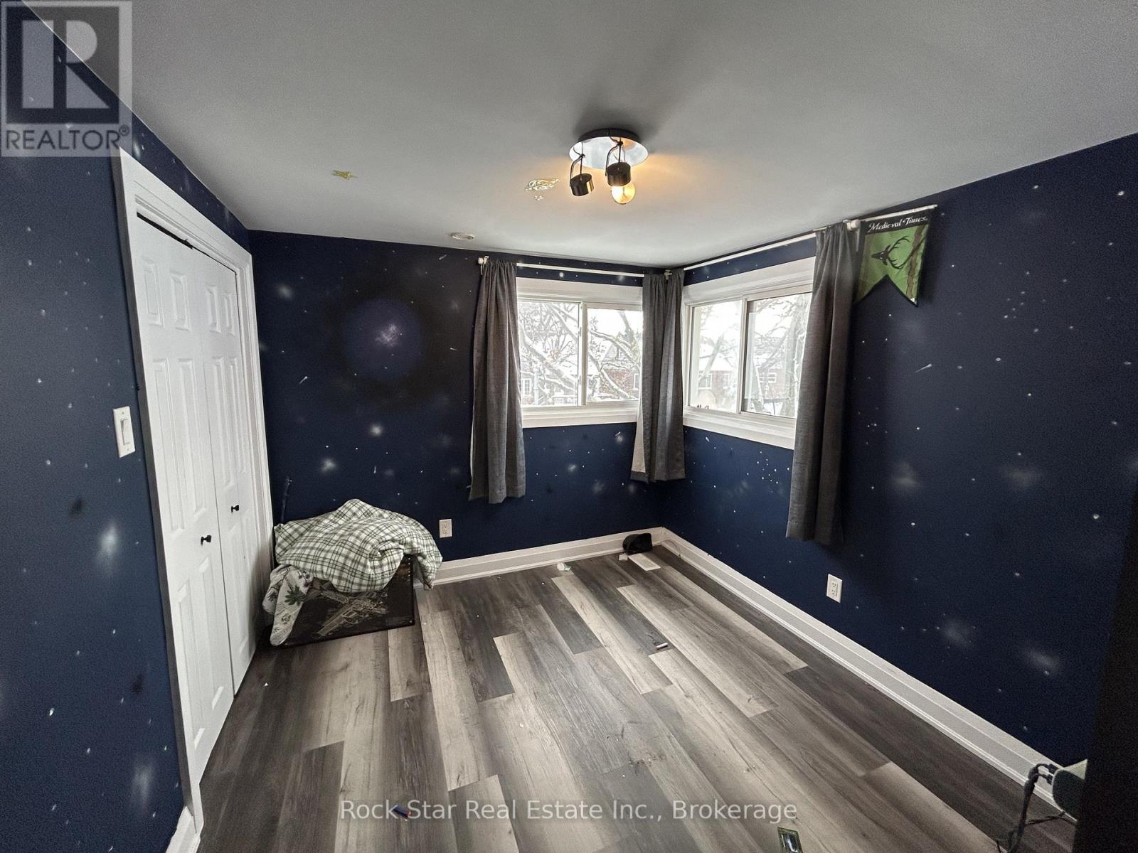 30 West 1st Street, Hamilton (Bonnington), Ontario  L9C 3B8 - Photo 15 - X12604206