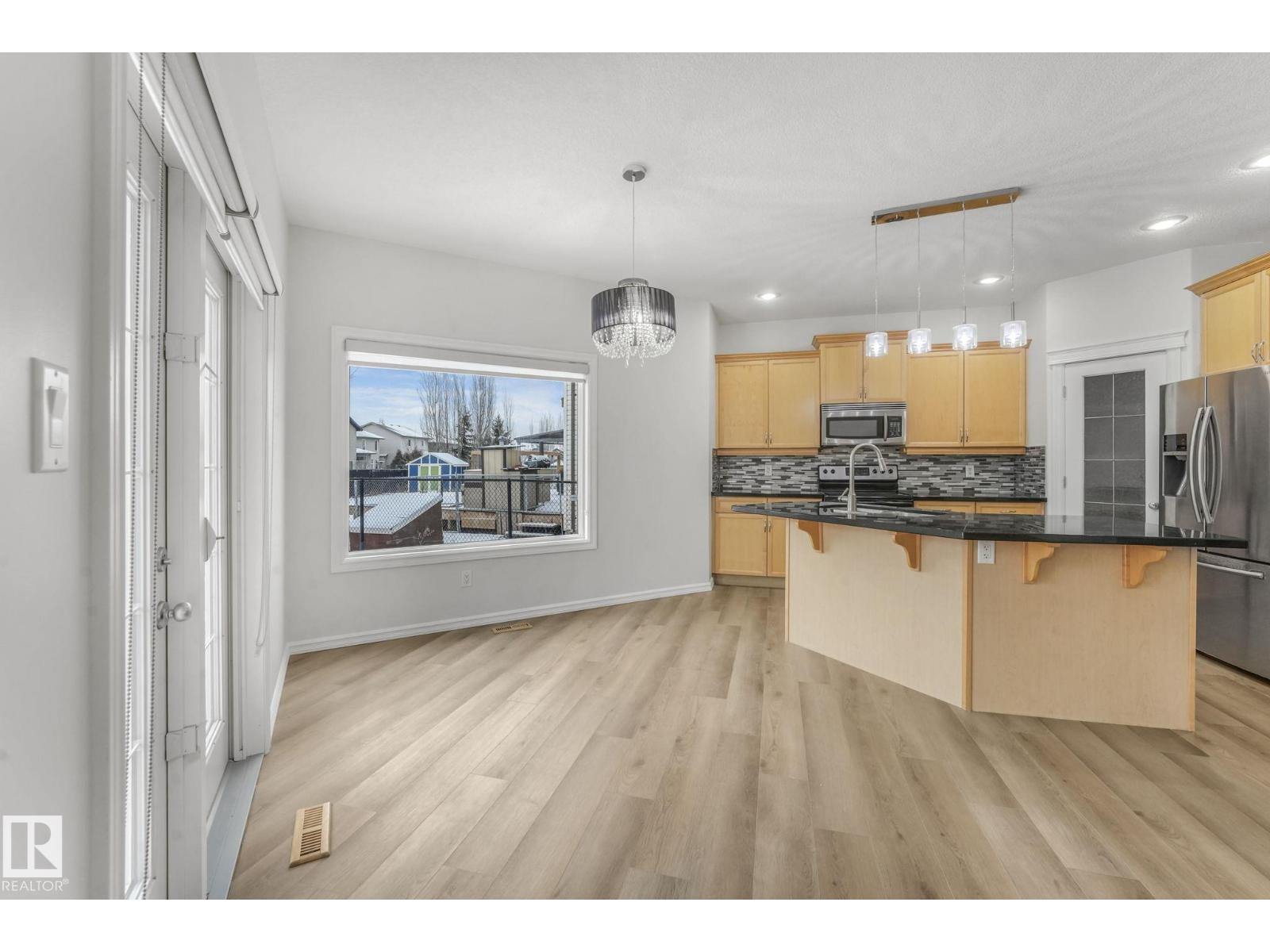 8616 178 Av Nw, Edmonton, Alberta  T5Z 0B8 - Photo 12 - E4467485