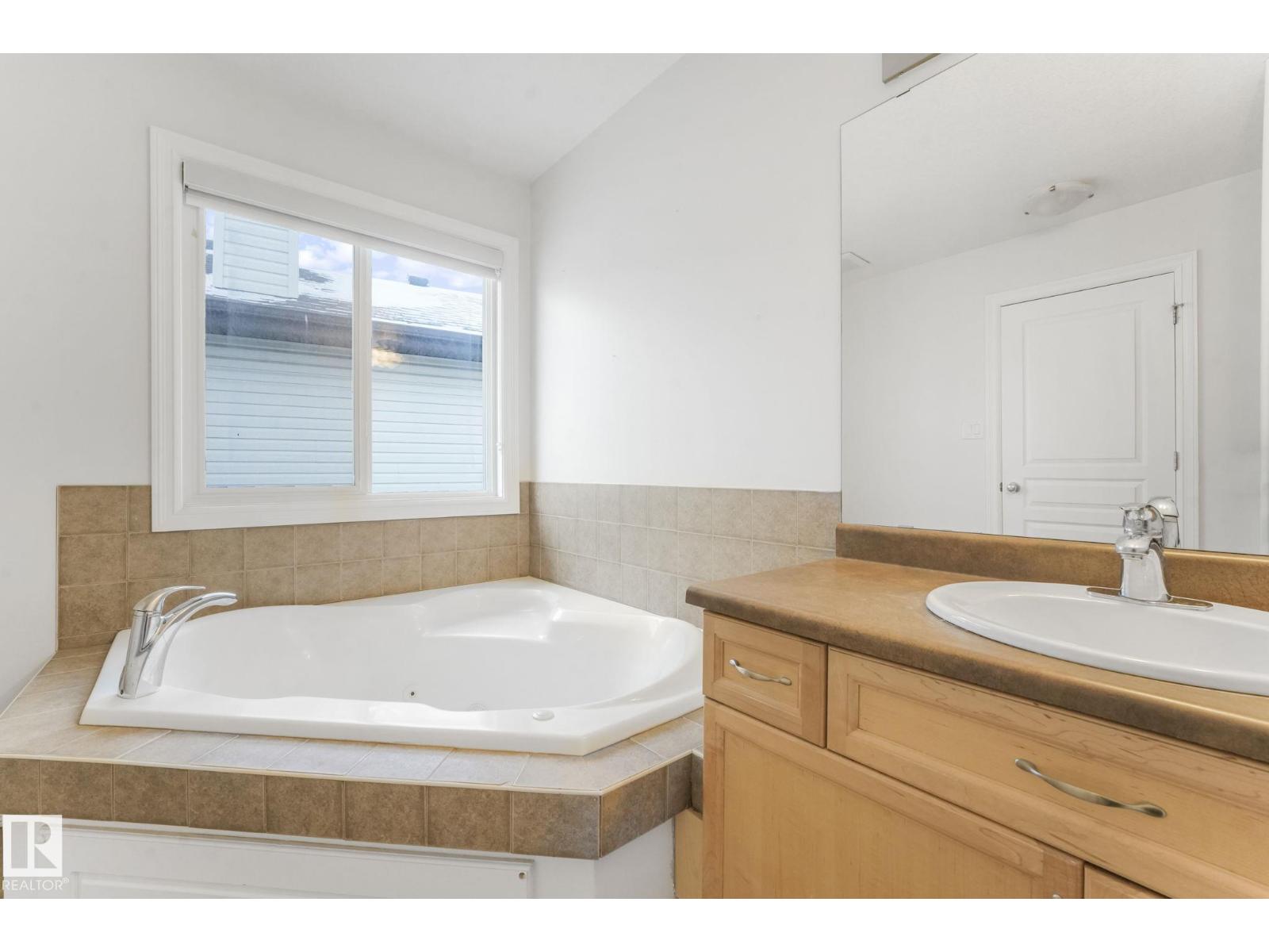 8616 178 Av Nw, Edmonton, Alberta  T5Z 0B8 - Photo 40 - E4467485