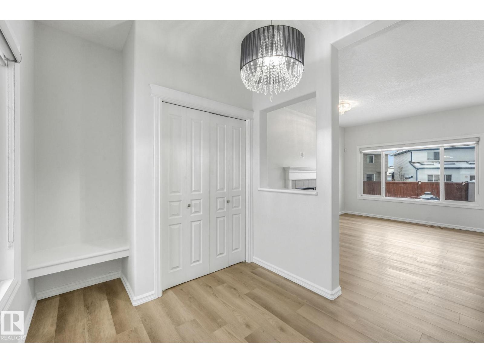 8616 178 Av Nw, Edmonton, Alberta  T5Z 0B8 - Photo 5 - E4467485