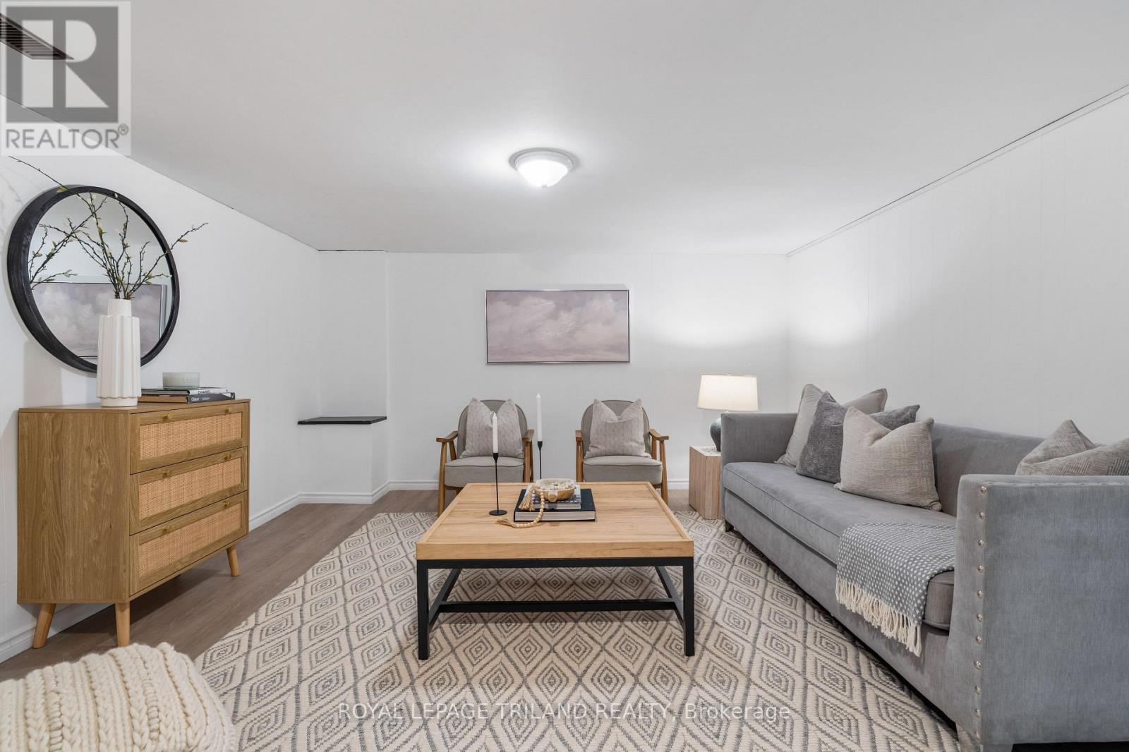 241 Homestead Crescent, London North, Ontario  N6G 2E7 - Photo 25 - X12604132