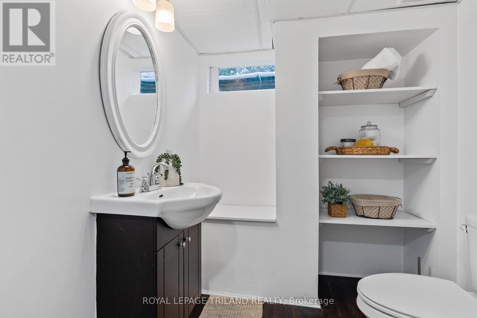 241 Homestead Crescent, London North, Ontario  N6G 2E7 - Photo 28 - X12604132