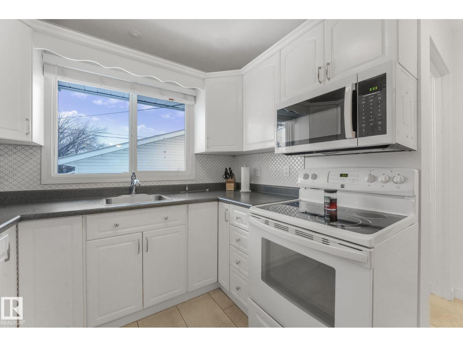 12503 137 Av Nw, Edmonton, Alberta  T5L 4C2 - Photo 13 - E4467486