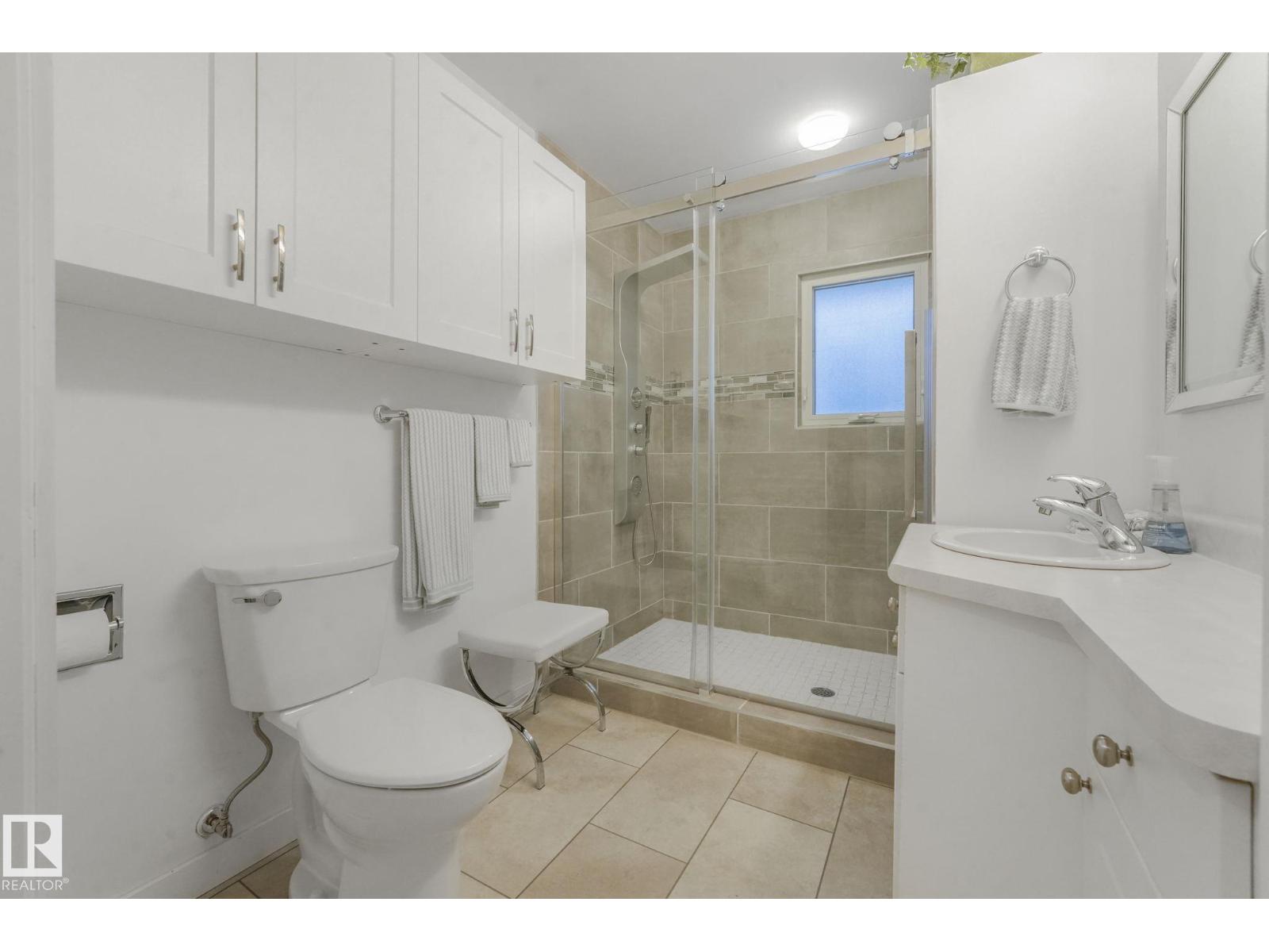 12503 137 Av Nw, Edmonton, Alberta  T5L 4C2 - Photo 17 - E4467486