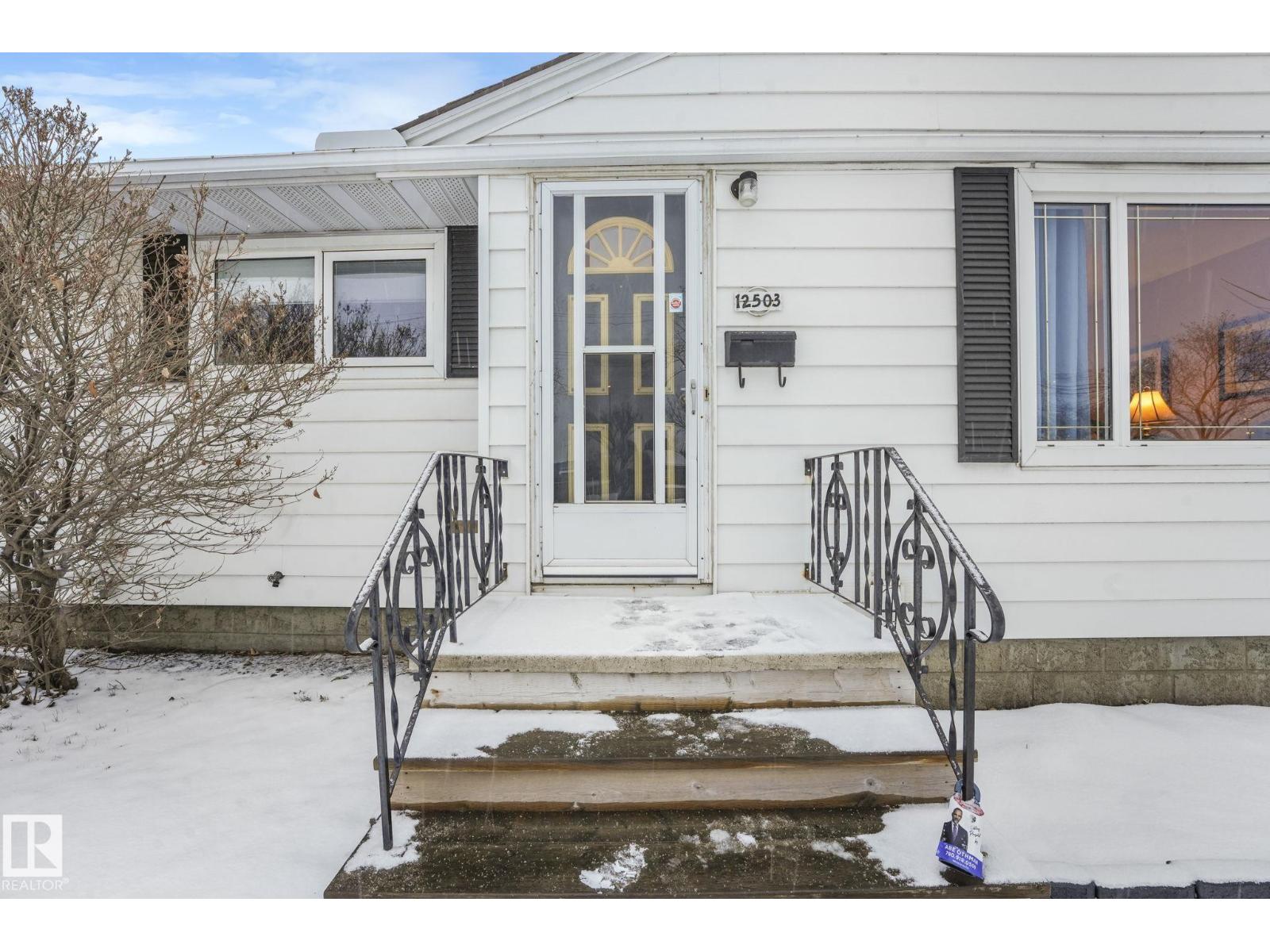 12503 137 Av Nw, Edmonton, Alberta  T5L 4C2 - Photo 3 - E4467486