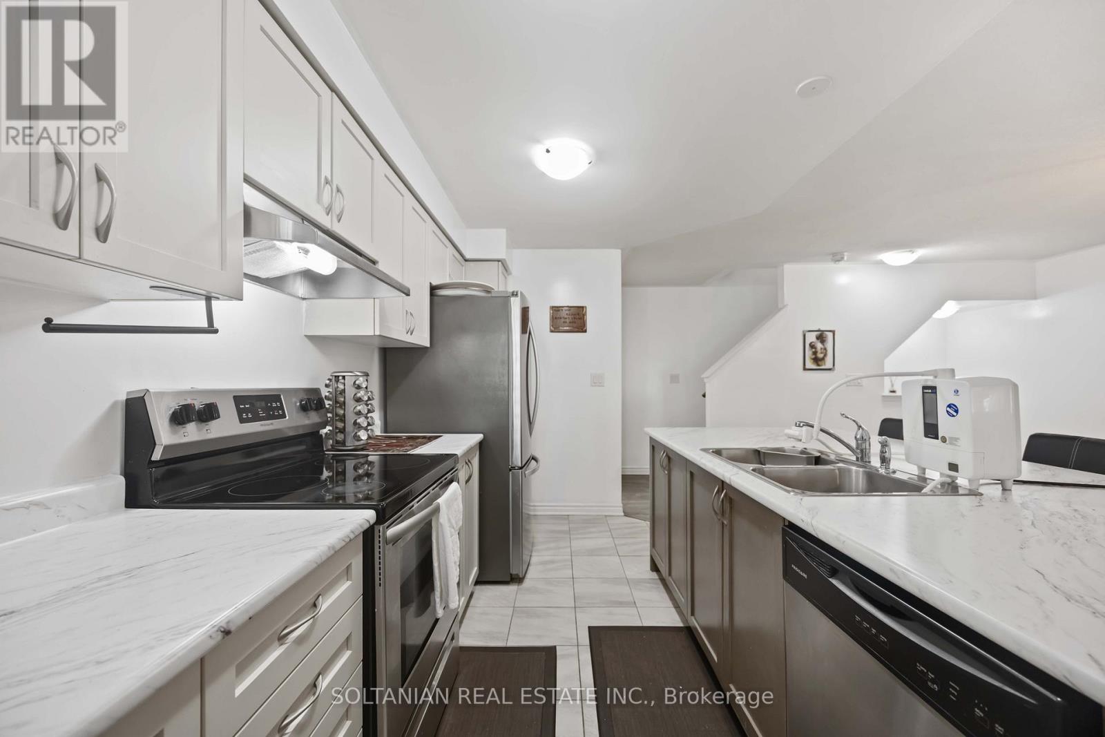 1103 Silk Street, Pickering, Ontario  L1X 0E8 - Photo 20 - E12601780