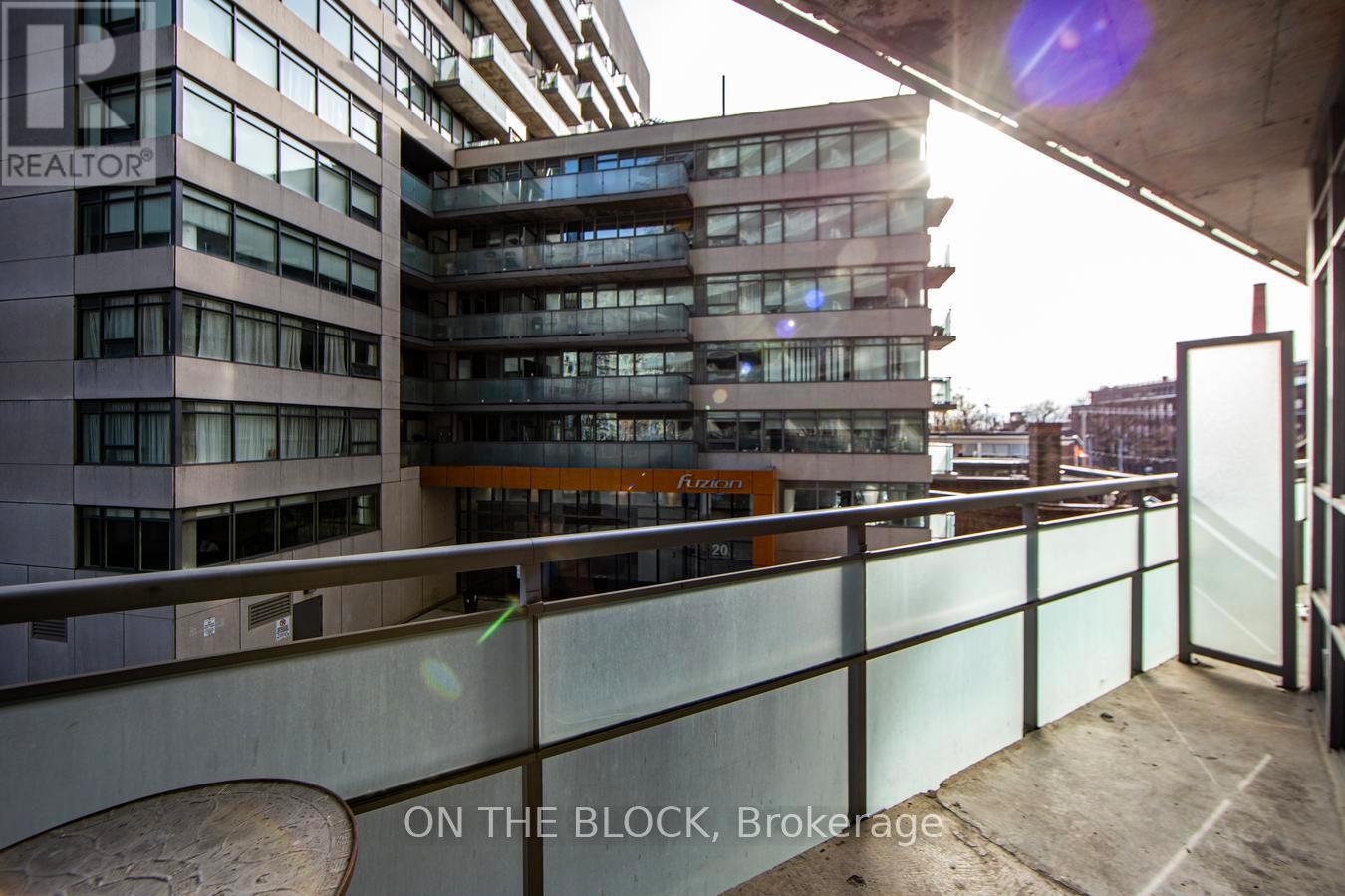 302 - 38 Joe Shuster Way, Toronto, Ontario  M6K 0A5 - Photo 30 - W12603392