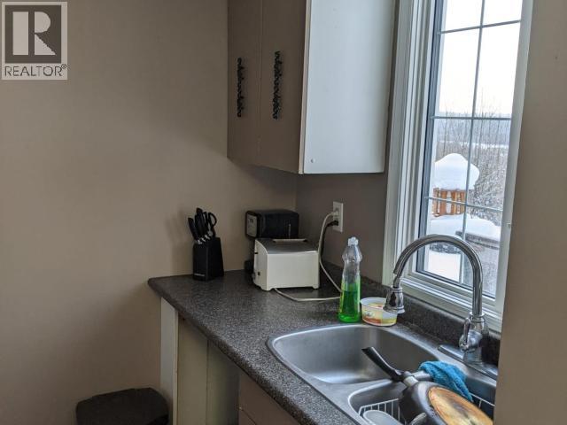 148 & 150 Dawson Drive, Faro, Yukon  Y0B 1K0 - Photo 13 - 17003