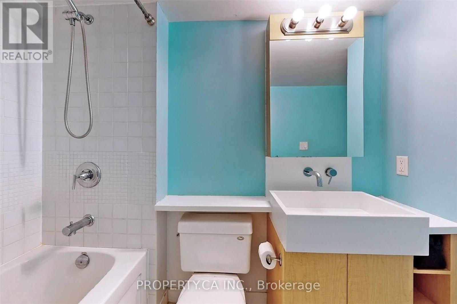 1509 - 11 Brunel Court, Toronto, Ontario  M5V 3Y3 - Photo 17 - C12604200