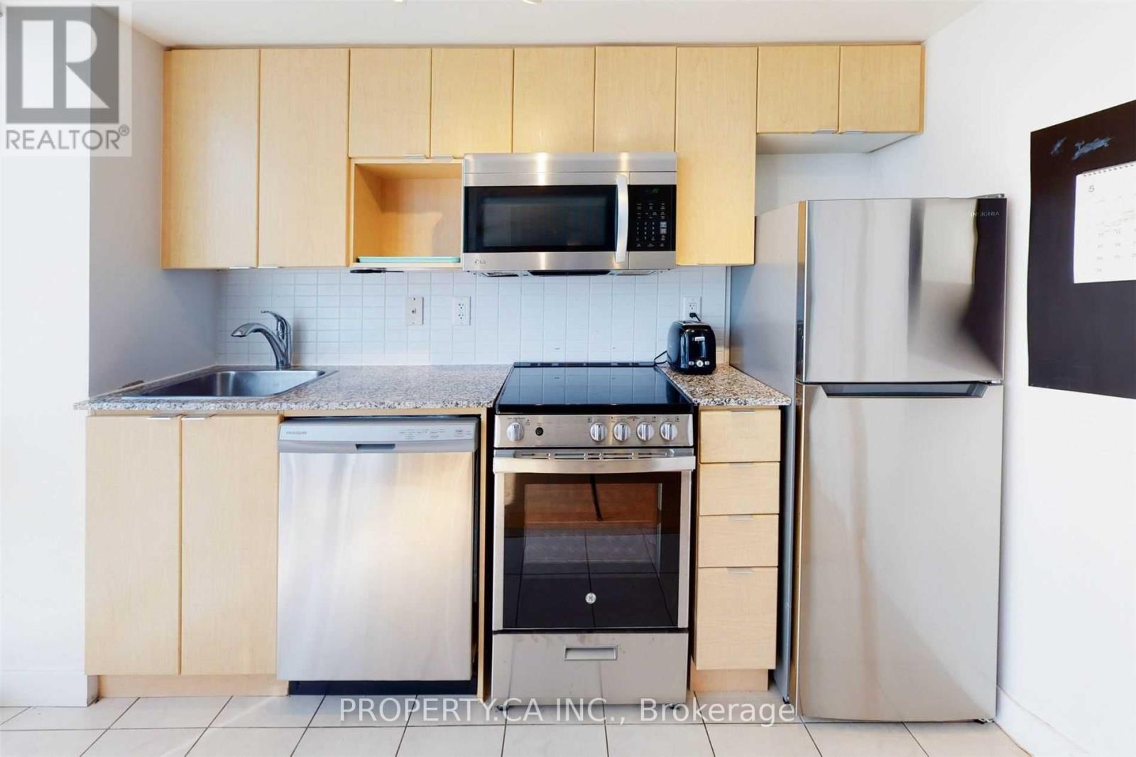 1509 - 11 Brunel Court, Toronto, Ontario  M5V 3Y3 - Photo 6 - C12604200