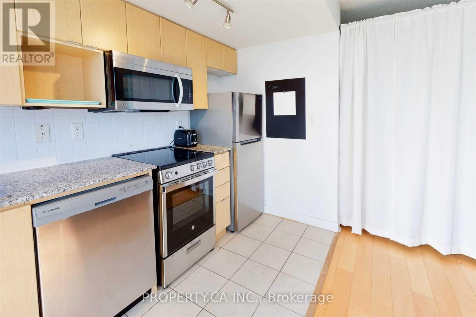 1509 - 11 Brunel Court, Toronto, Ontario  M5V 3Y3 - Photo 9 - C12604200