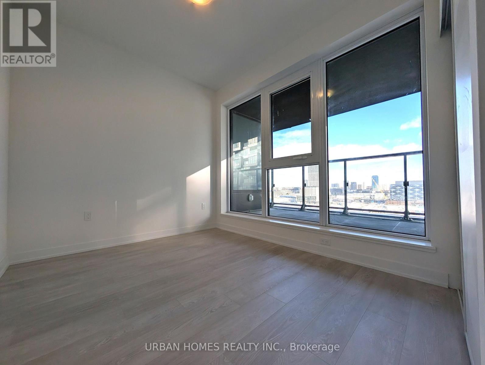 1120 - 1 Quarrington Lane, Toronto, Ontario  M3C 0S4 - Photo 11 - C12604258