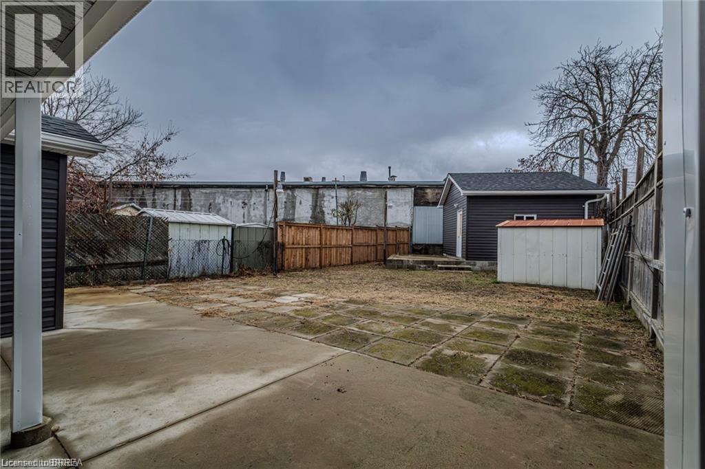 5 Halls Avenue, Brantford, Ontario  N3T 3X2 - Photo 6 - 40788515