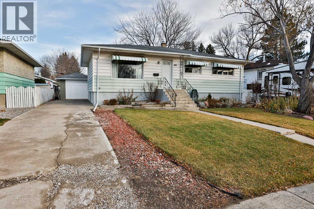 1101 14 Street N, Lethbridge, Alberta  T1H 2W3 - Photo 2 - A2271102