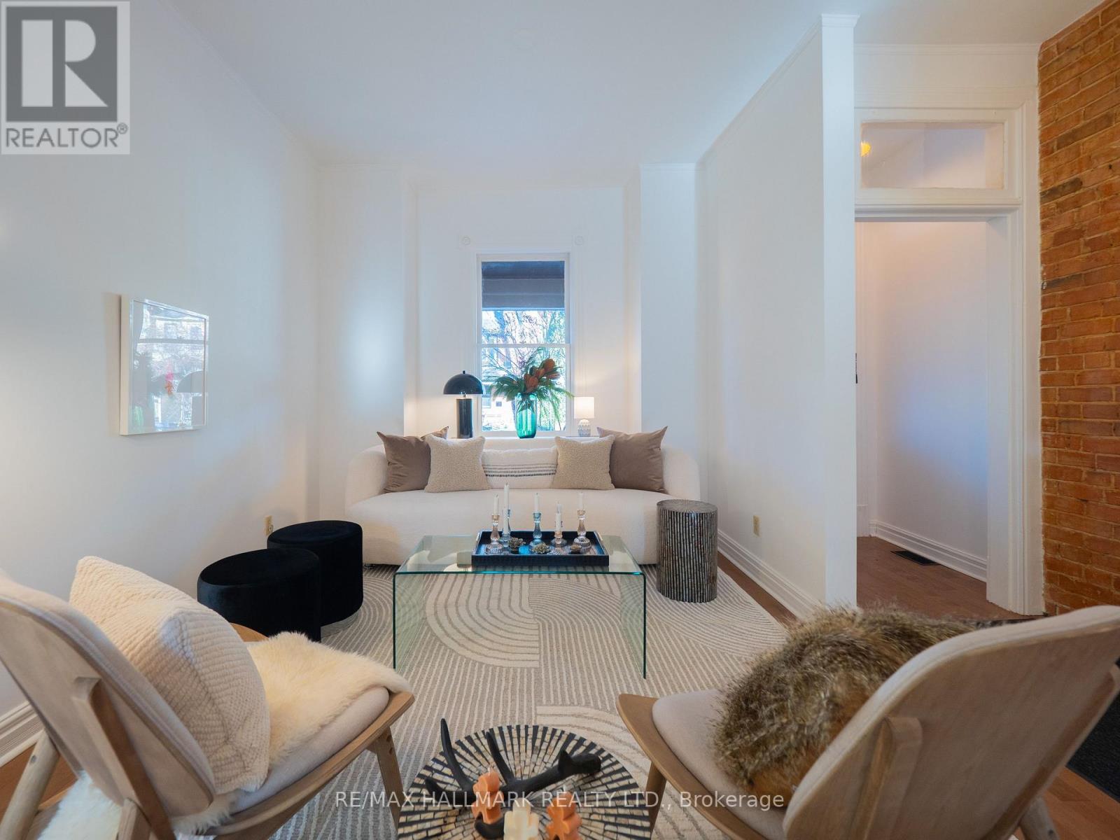 115 Victor Avenue, Toronto, Ontario  M4K 1A7 - Photo 7 - E12604236