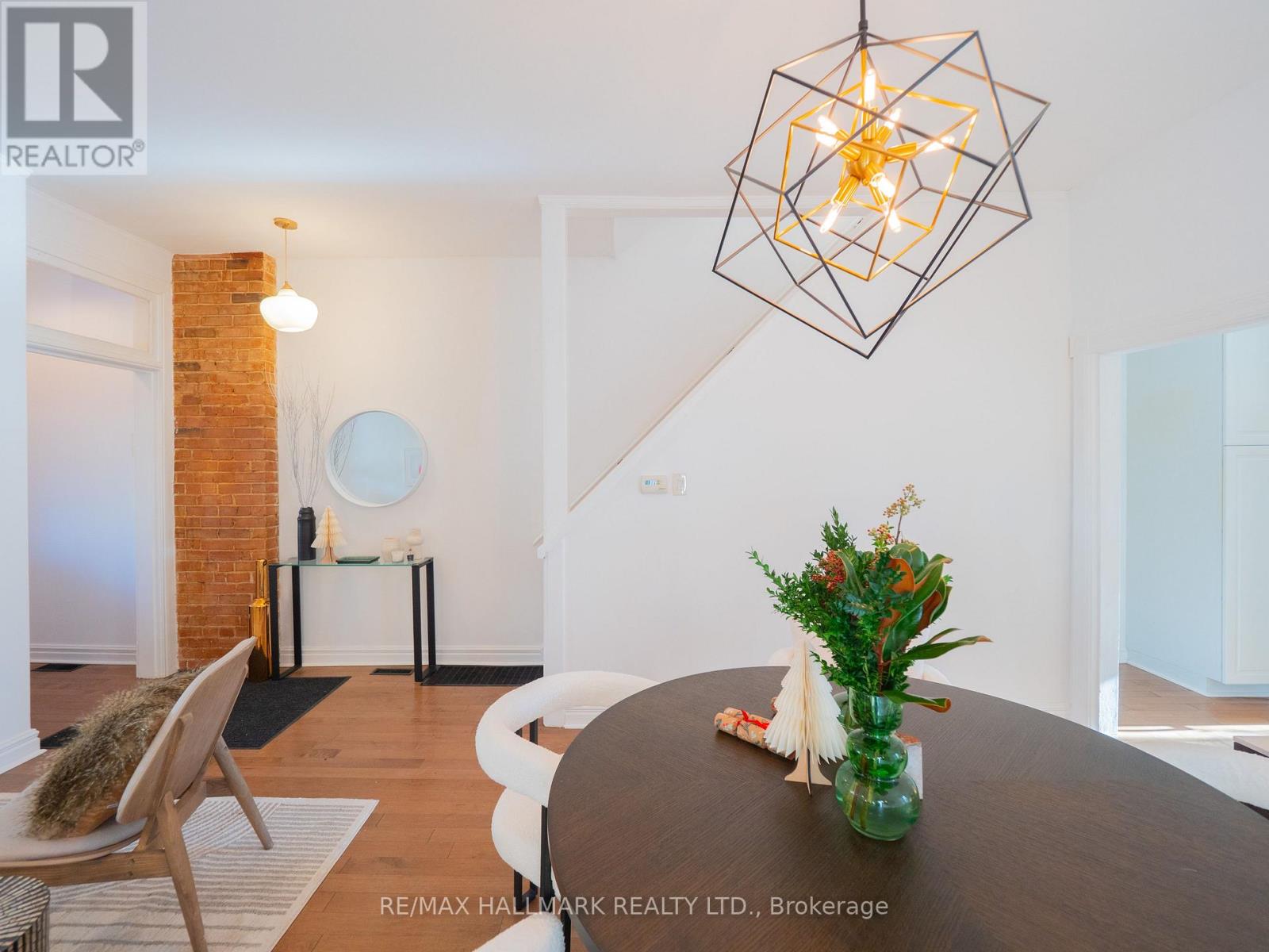 115 Victor Avenue, Toronto, Ontario  M4K 1A7 - Photo 9 - E12604236