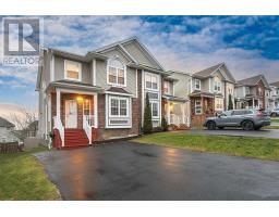 18 Outrigger Crescent